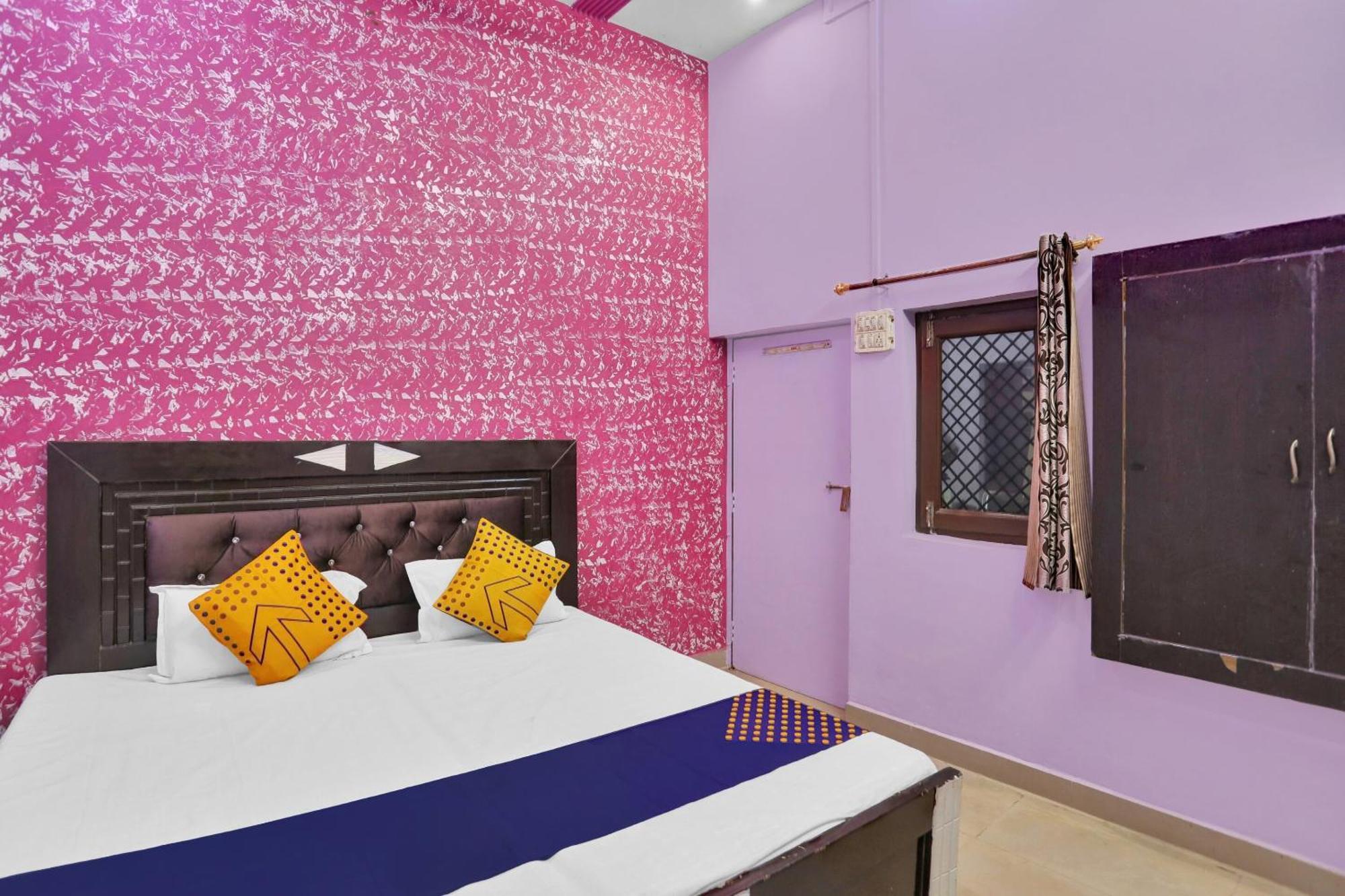 Hotel O Aniruddha Palace Mathura Exterior photo